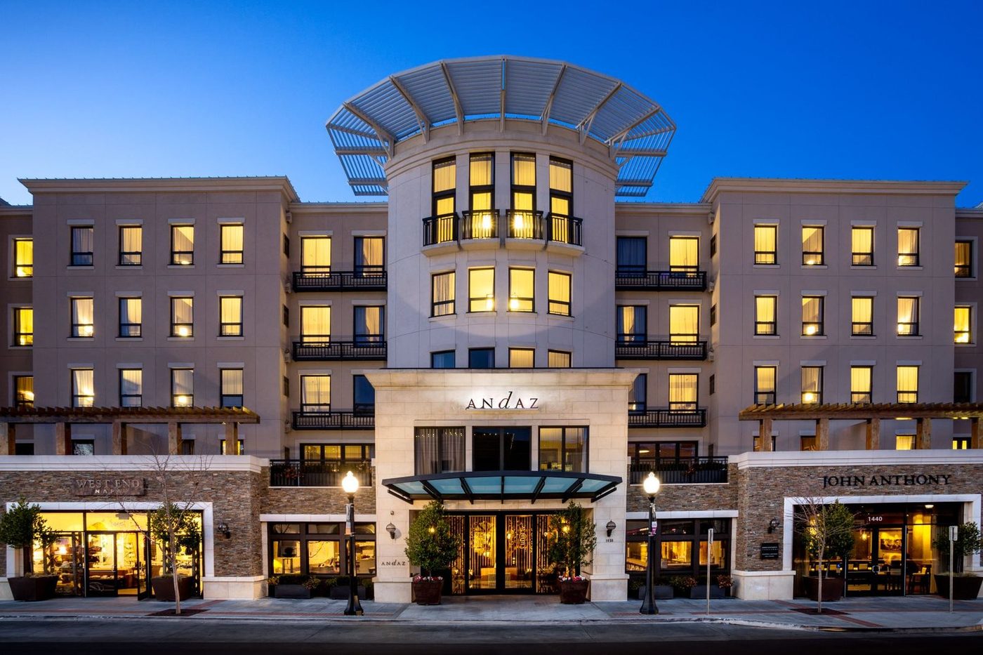 Thursday Trivia at Andaz Napa
